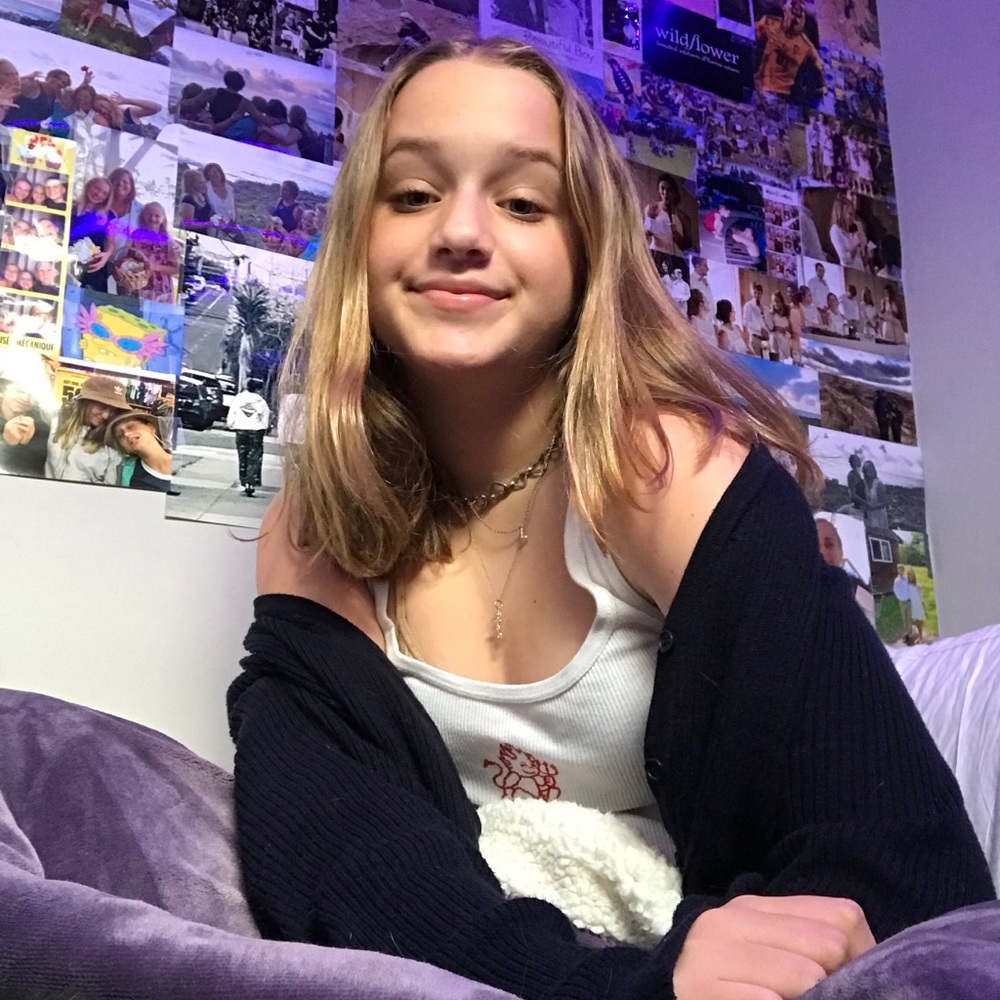 Meet your Posher, Lena